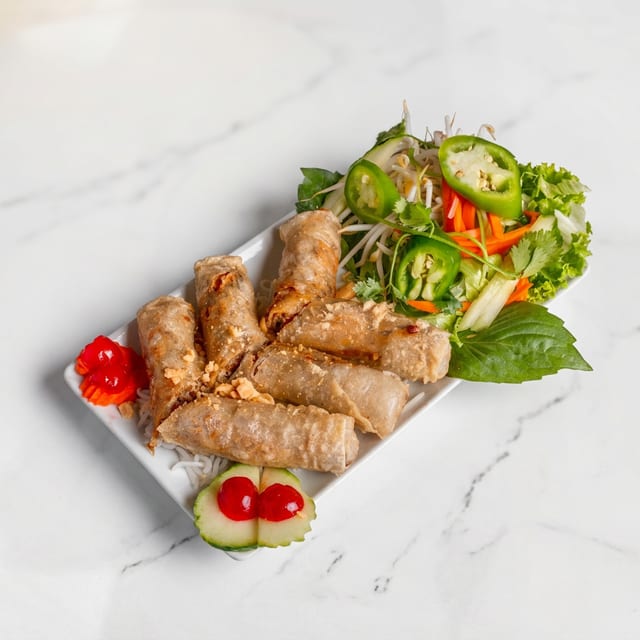 A5. Snow's Crispy Egg Rolls - Chả Giò.