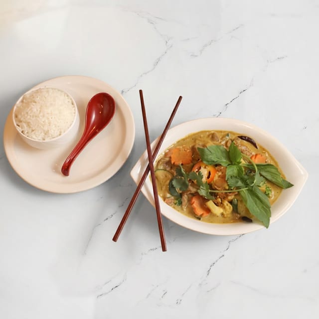 S11. Snow's Curry - Cà Ri.