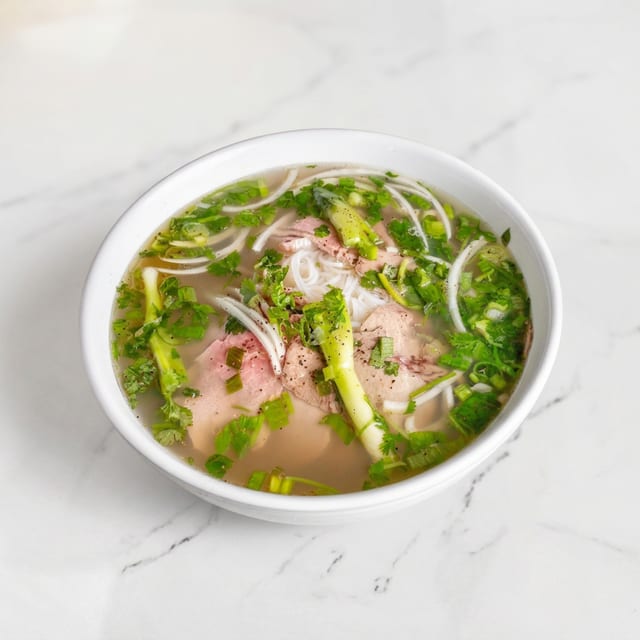 P5. Rare Steak & Brisket - Tái Nạm (M).