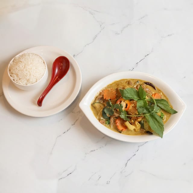 S11. Snow's Curry - Cà Ri.
