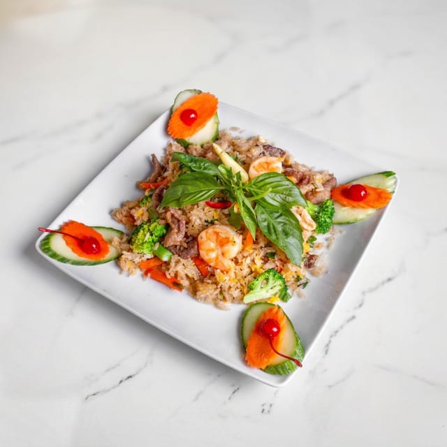 C10. Combo Stir Fried Rice - Cơm Chiên Thập Cẩm.