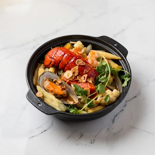 S12. Seafood Hot Pot - Đô Biến Kho Tô.