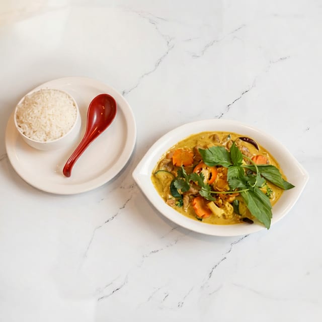 S11. Snow's Curry - Cà Ri.
