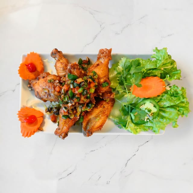A9. Golden's Crispy Chicken Wings - Canh Gà Chiên.